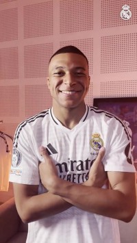 M先生向您问好🤩皇马姆巴佩官方视频：1、2、3 HALA MADRID！